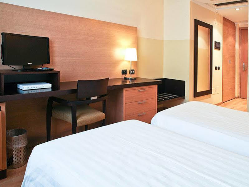 B&B Hotel Milano Cologno Studios Cologno Monzese Exterior photo